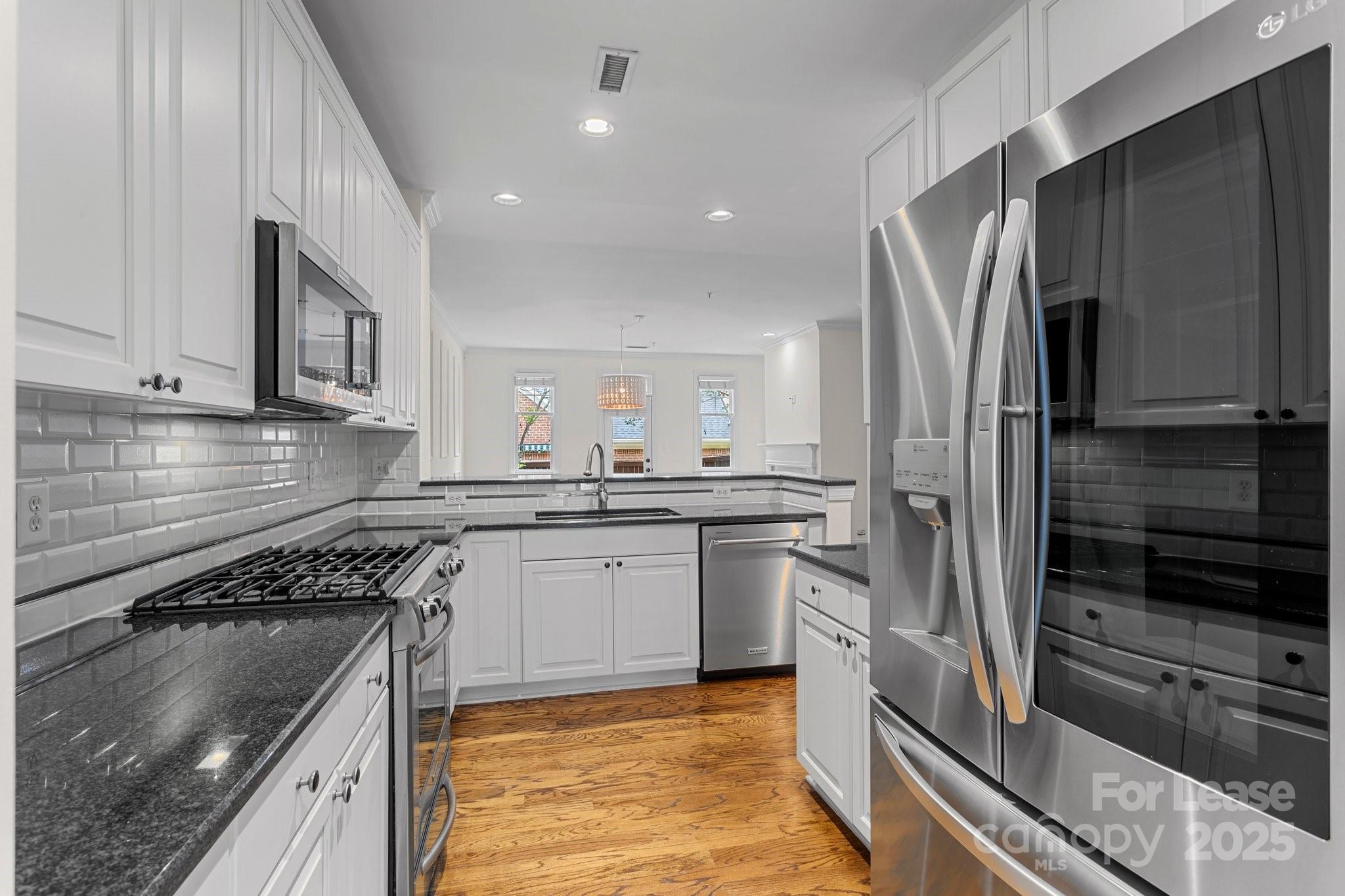 Myers Park - Residential Lease