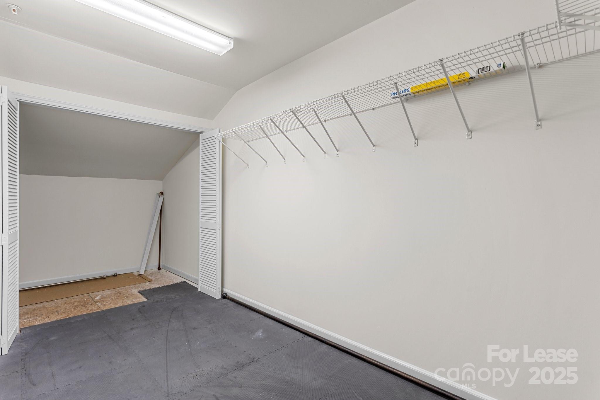 Myers Park - Residential Lease