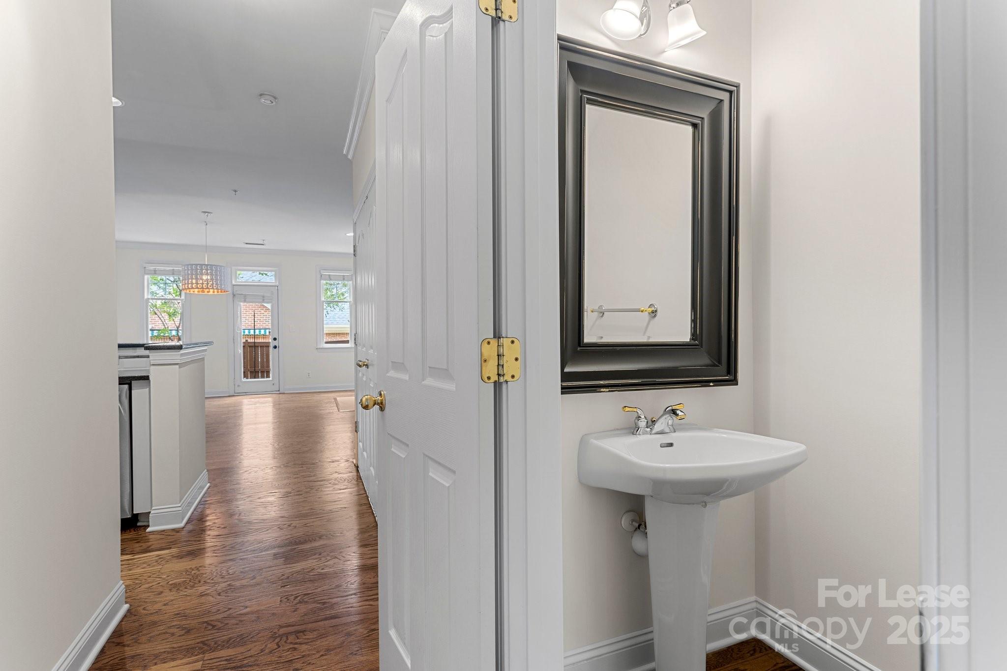 Myers Park - Residential Lease