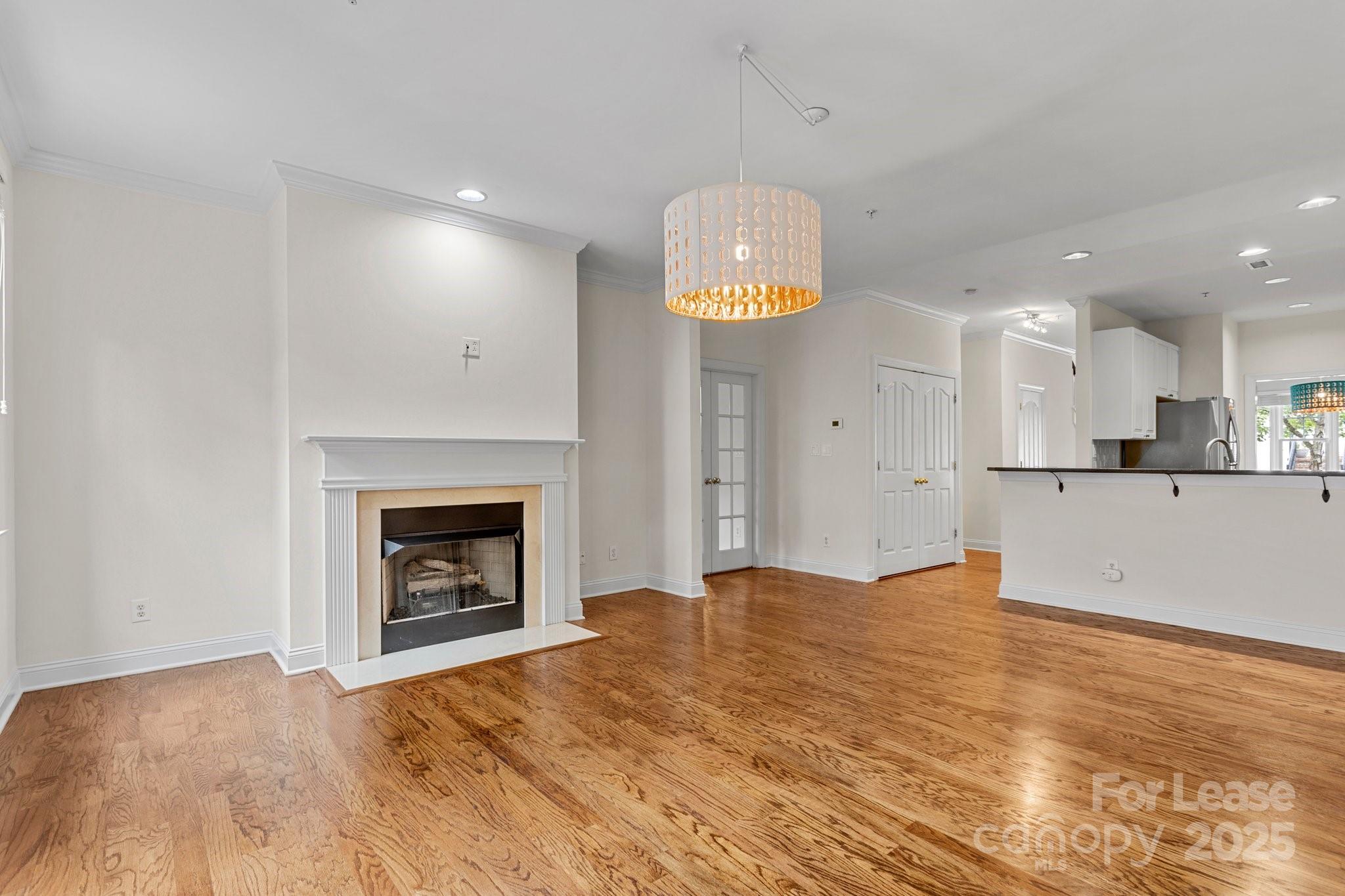 Myers Park - Residential Lease