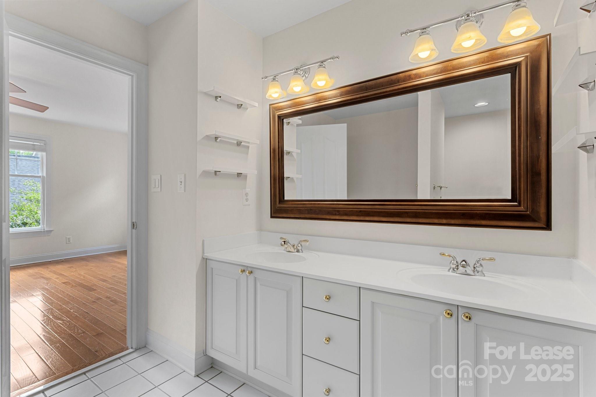 Myers Park - Residential Lease