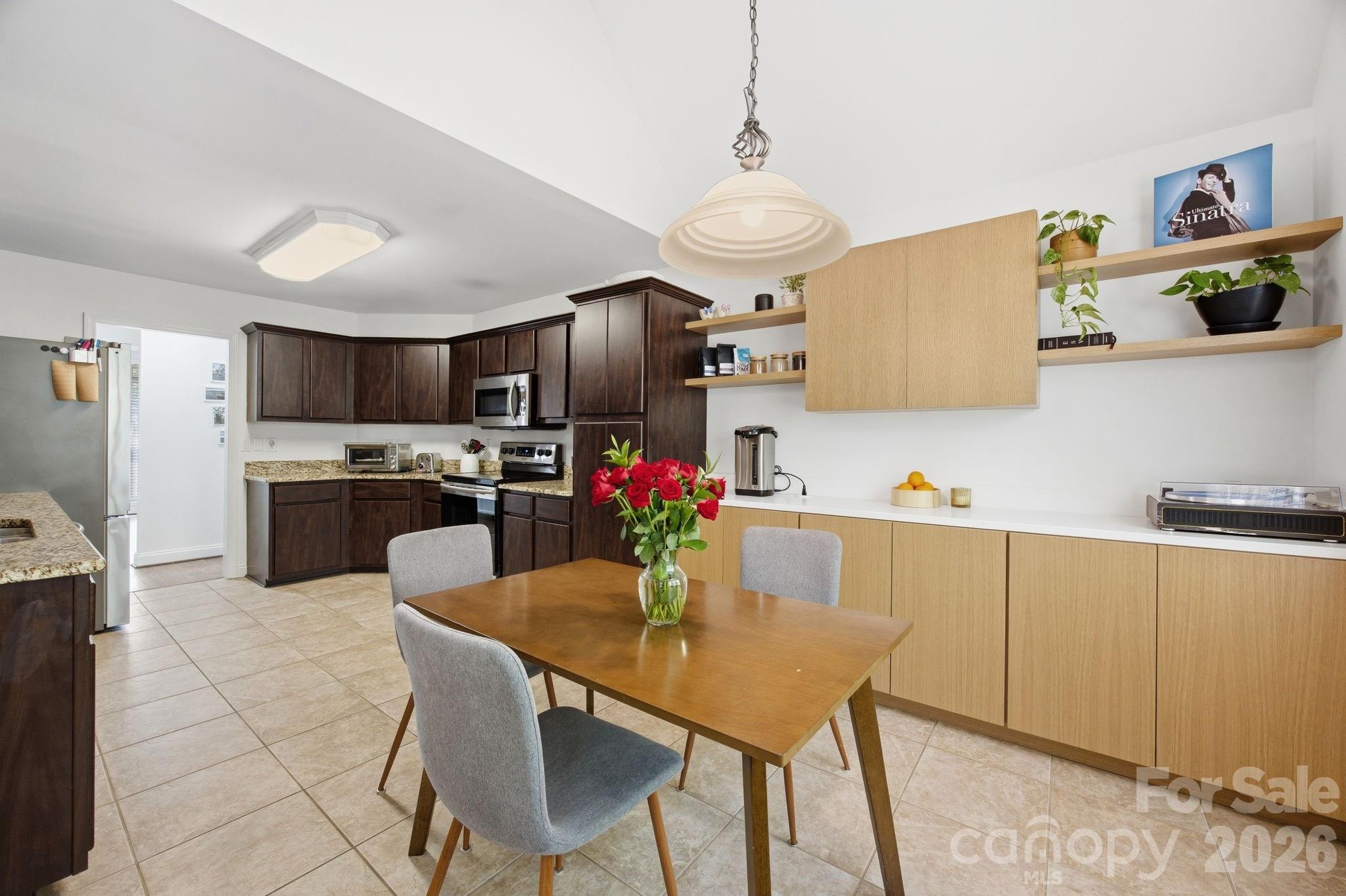 3208 Continental Drive