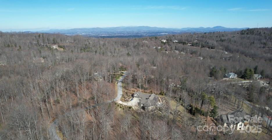 217 Chatsworth Court