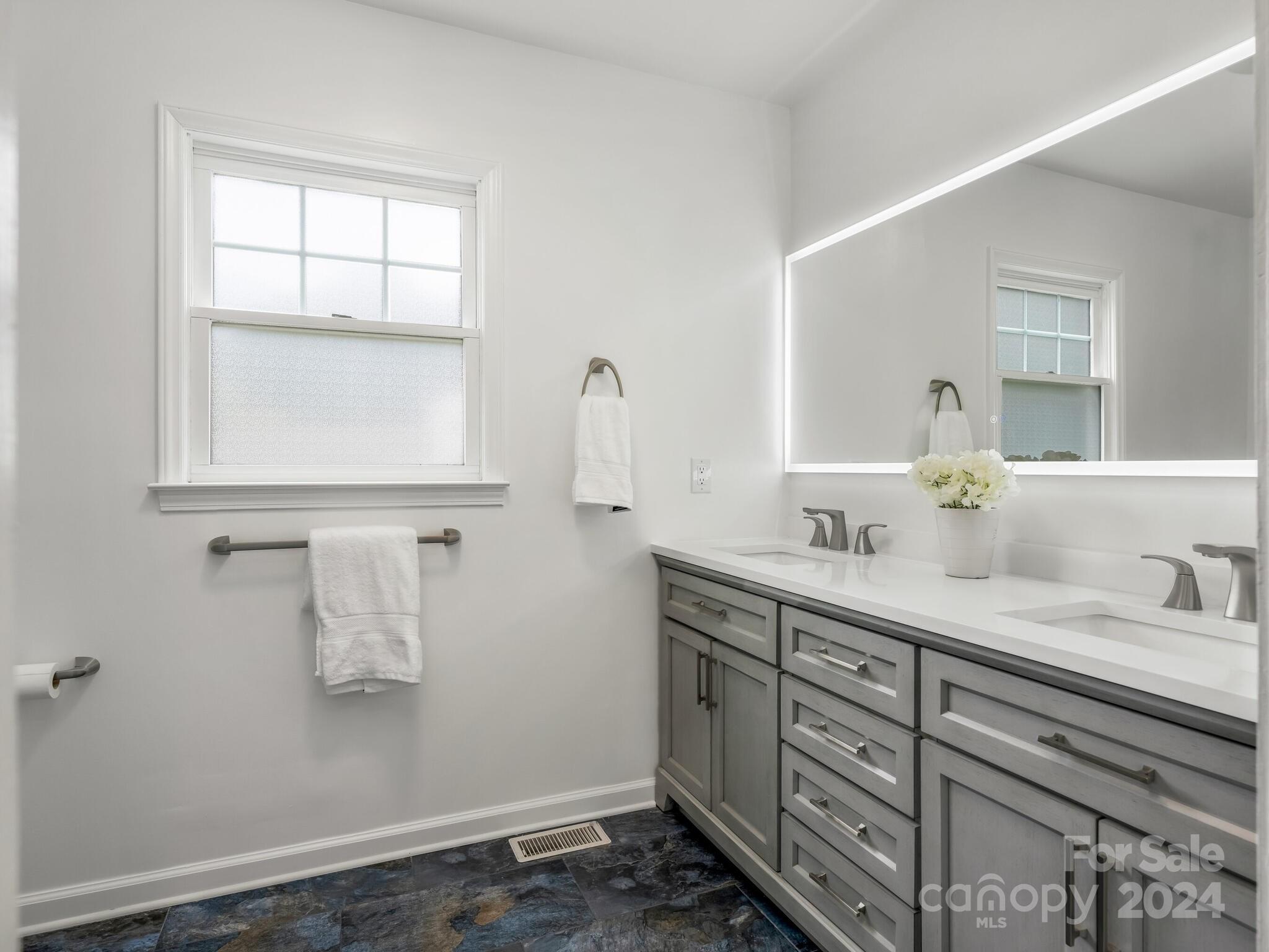 Plaza Acres - Residential