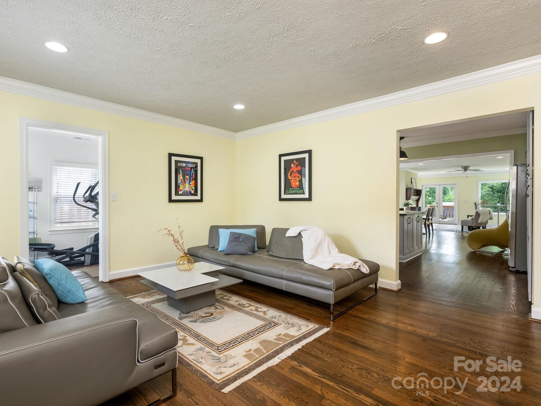 Plaza Acres - Residential
