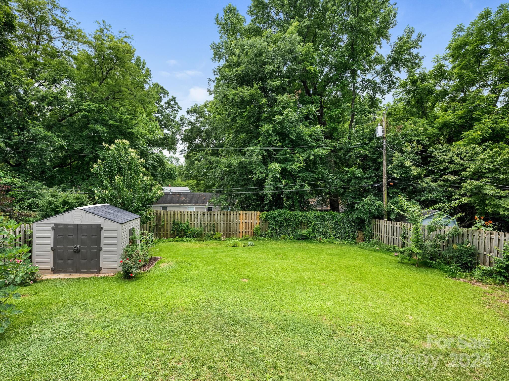 Plaza Acres - Residential
