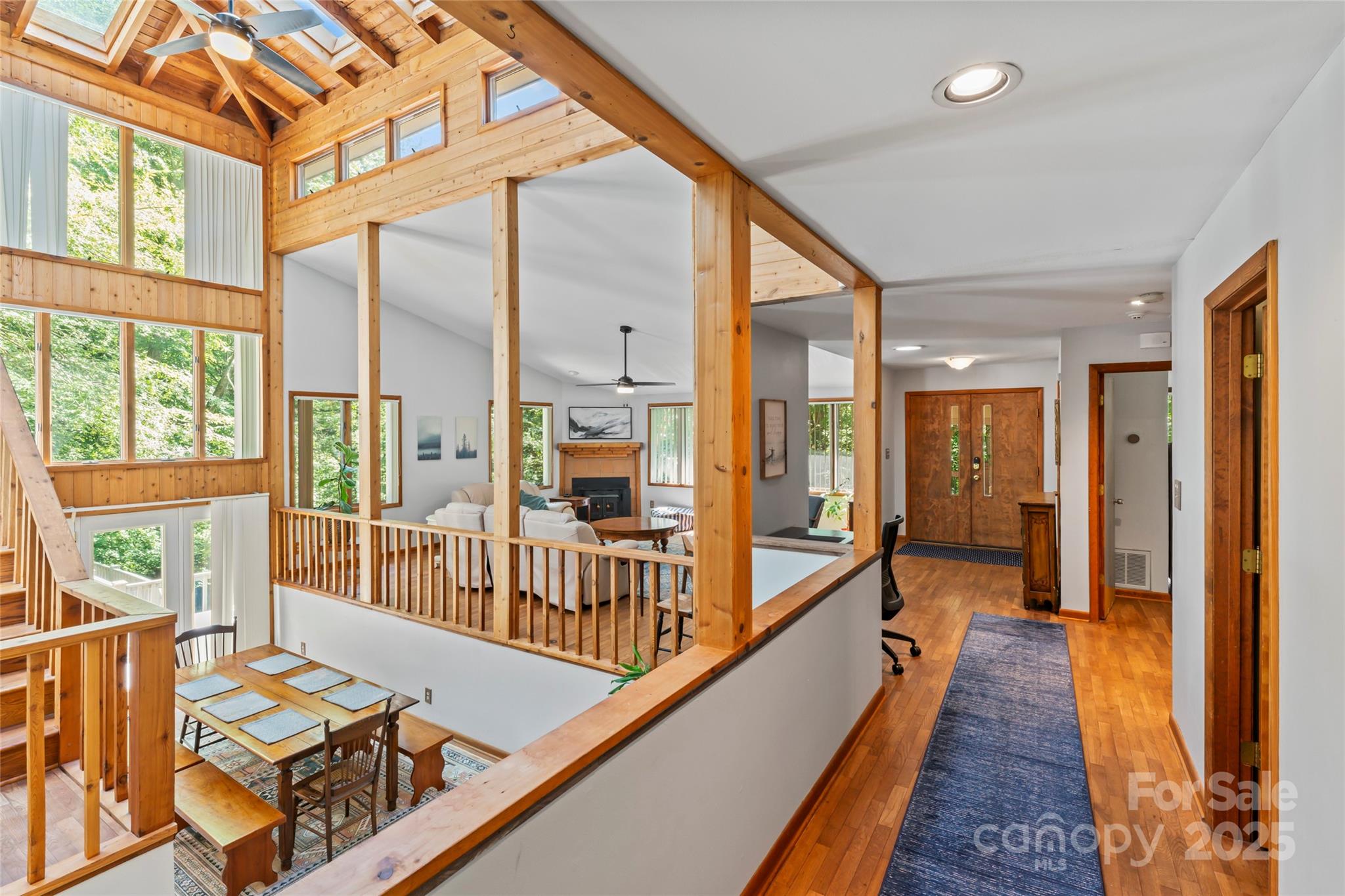 6724 Riverfront Drive