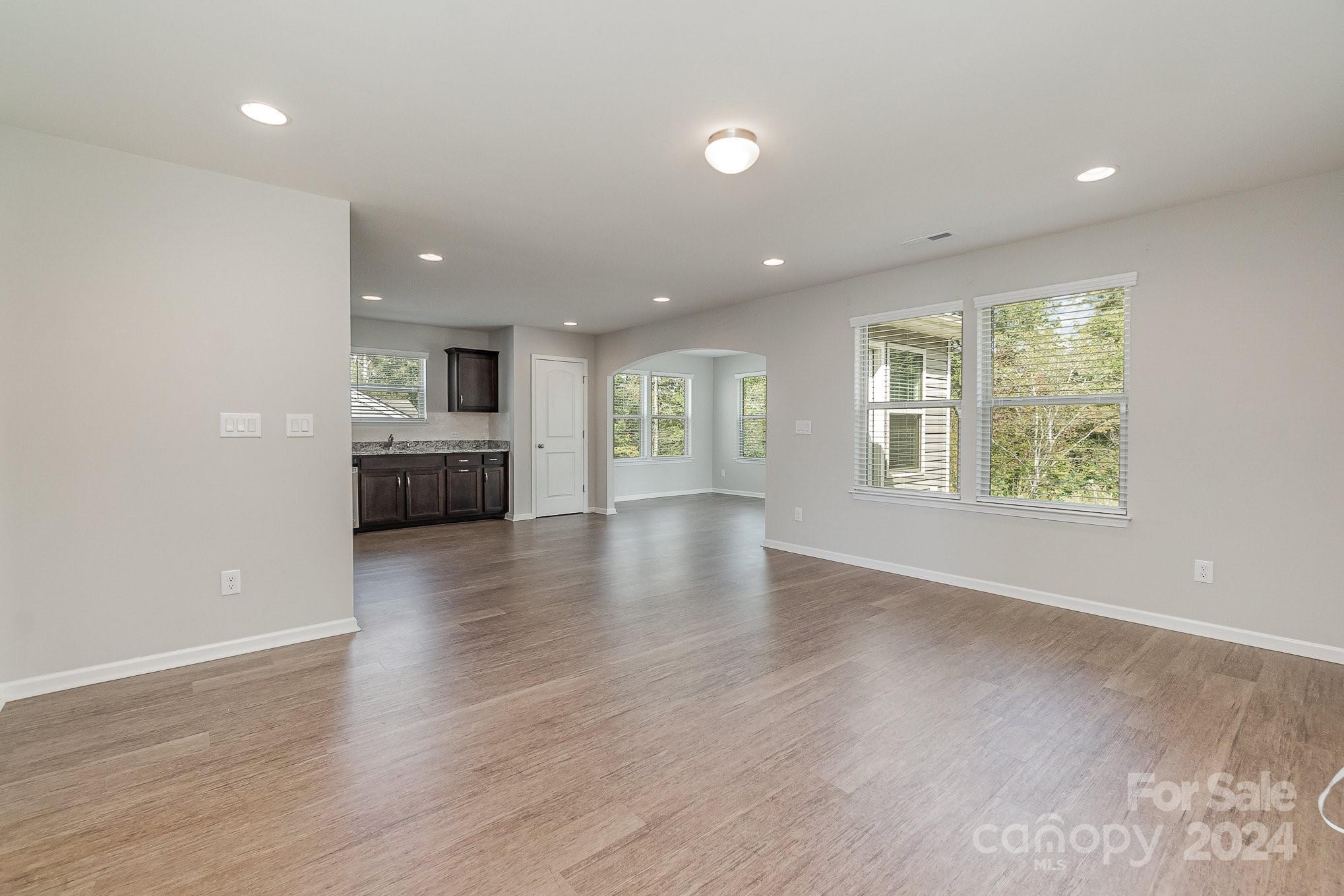 Upper Riverpointe - Residential