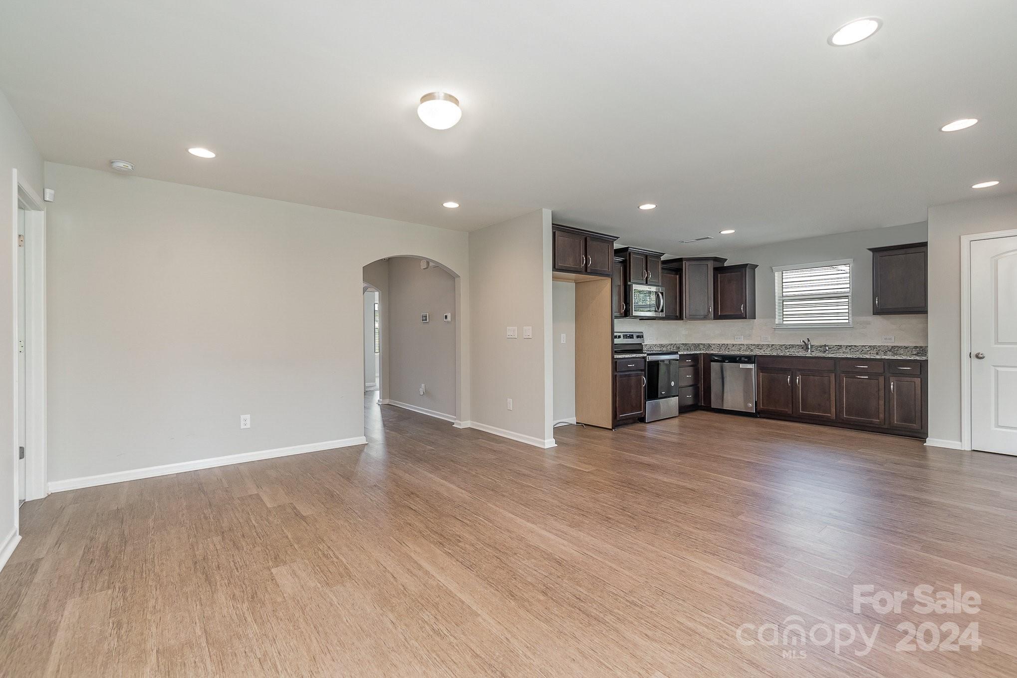 Upper Riverpointe - Residential