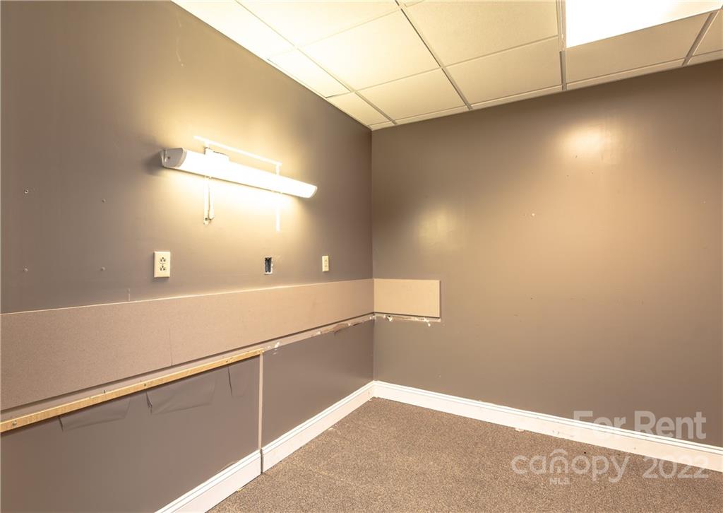 None - Commercial Lease