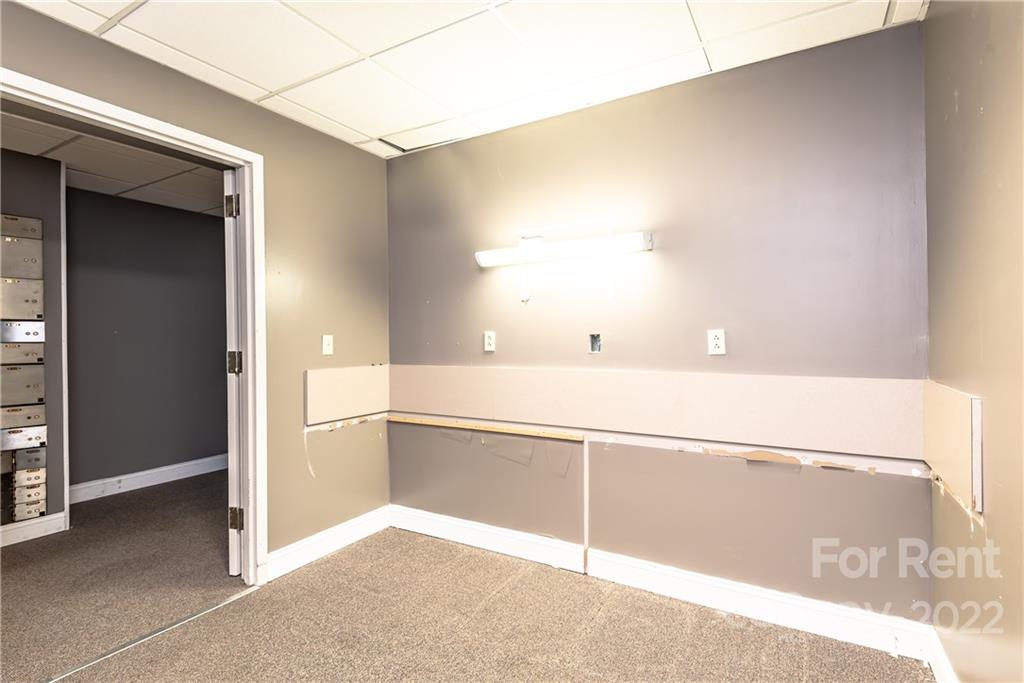 None - Commercial Lease