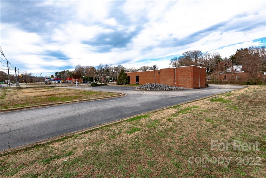 None - Commercial Lease