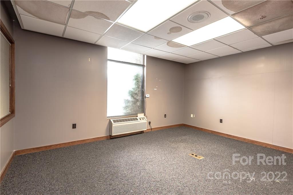 None - Commercial Lease