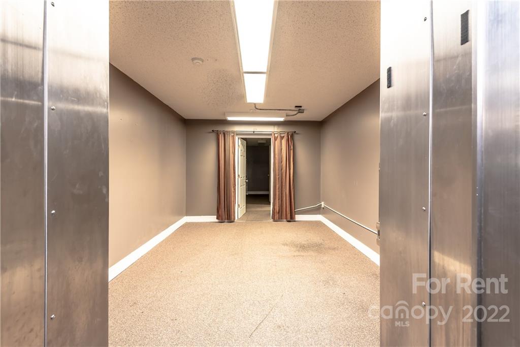 None - Commercial Lease