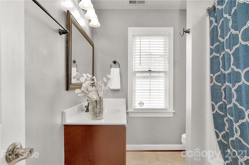 Hunter Oaks - Residential