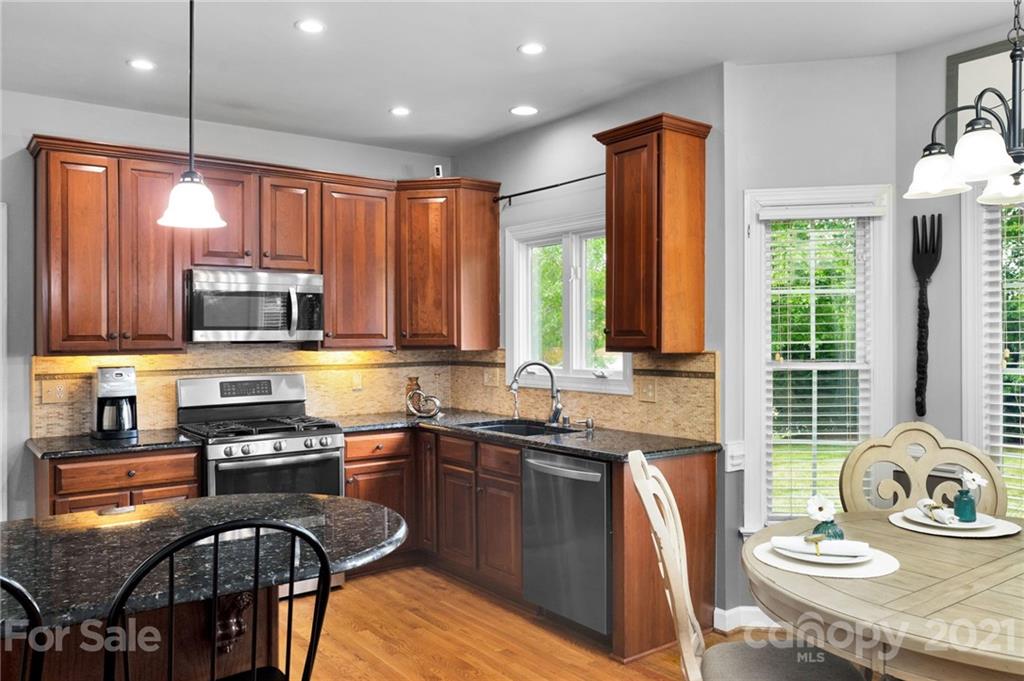 Hunter Oaks - Residential