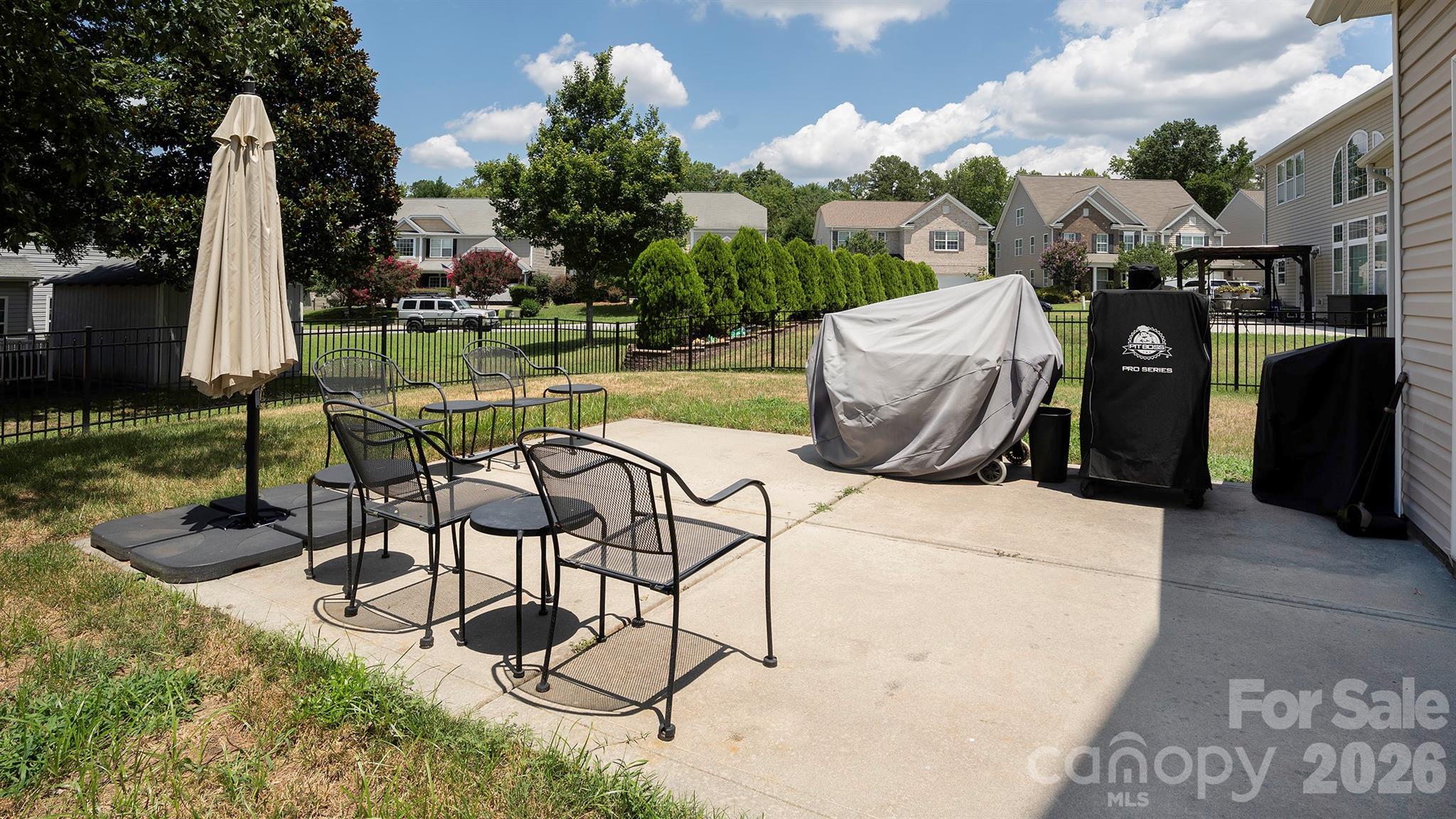 1601 Bay Meadows Avenue NW