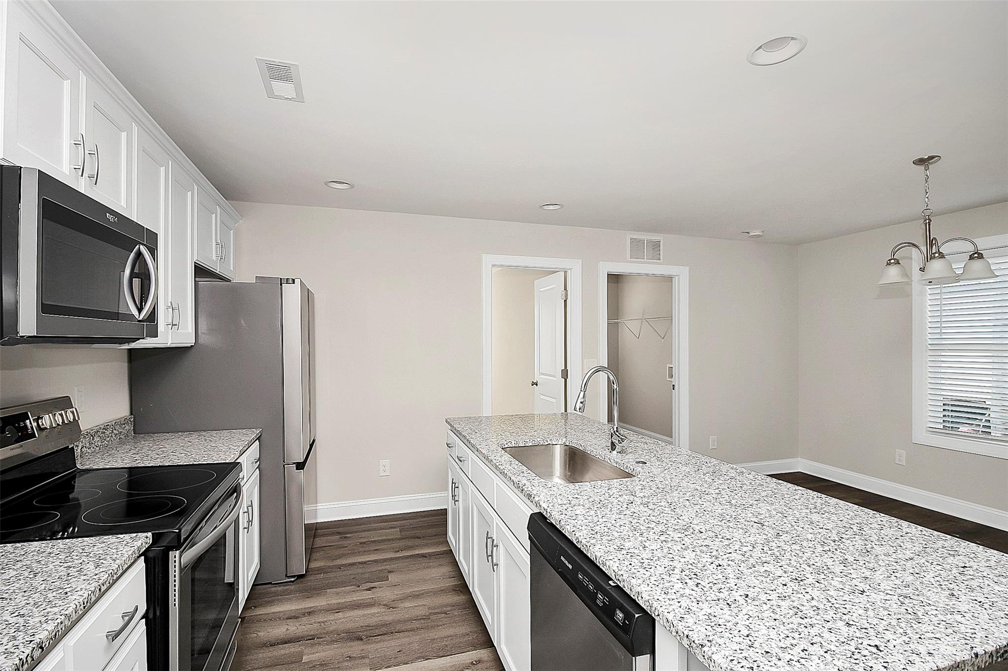 Thomasboro - Residential