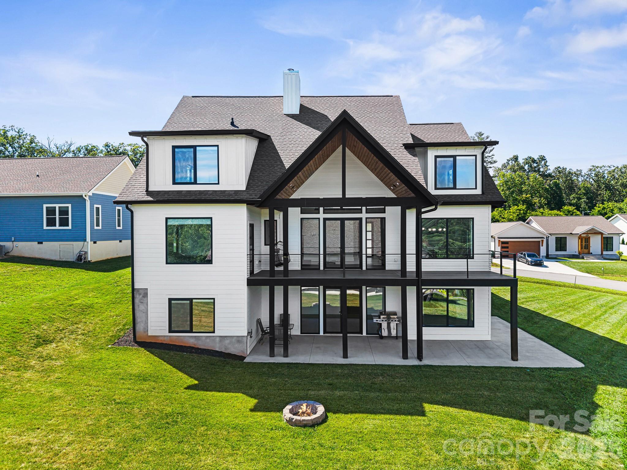 1026 Hillside Ridge Road