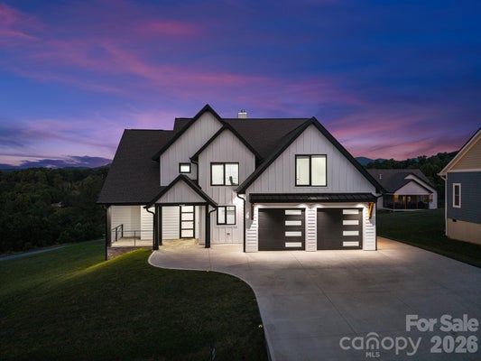 1026 HILLSIDE RIDGE RD, CANDLER, NC 28715 - Image a01c4d0edcd5c5b2d73358c0782e52db/2509356751