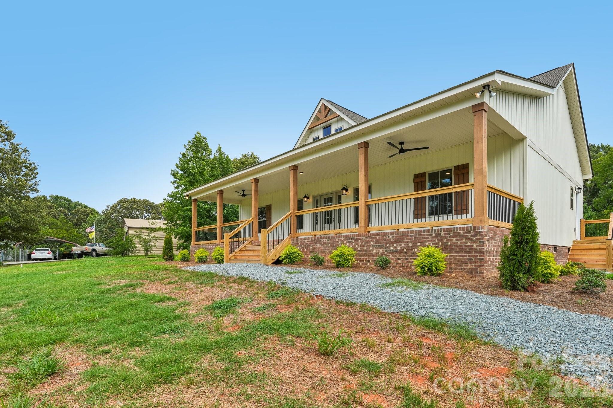 3914 Mullis Newsome Road