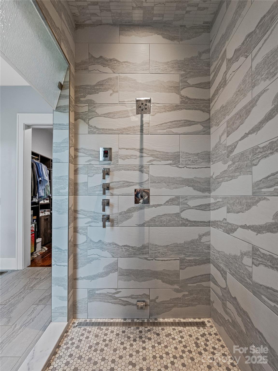 The Cliffs at Walnut Cove - Residential