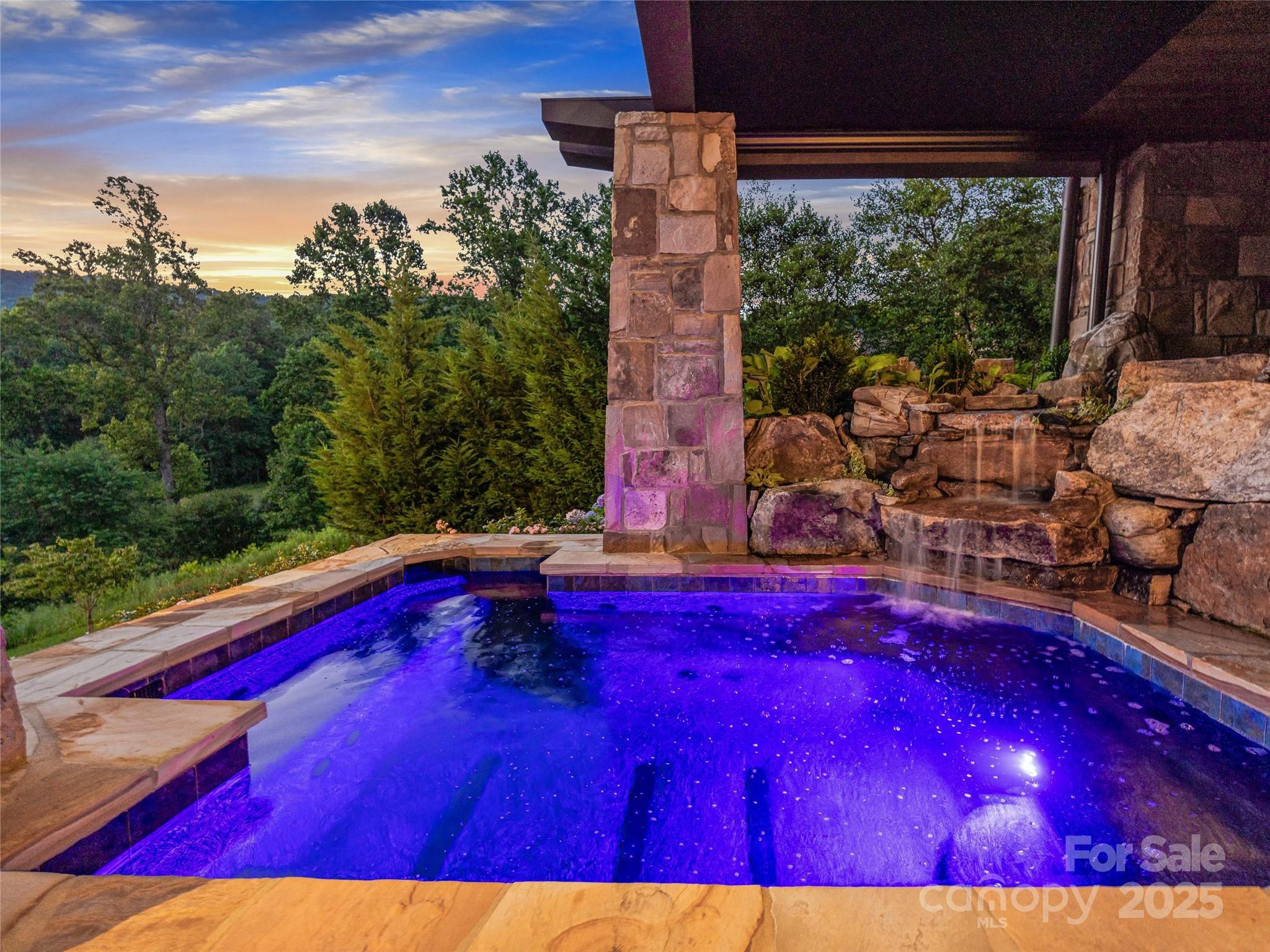 The Cliffs at Walnut Cove - Residential