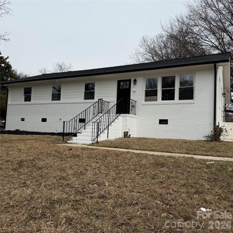 4629 Hidden Valley Road Charlotte NC 28213