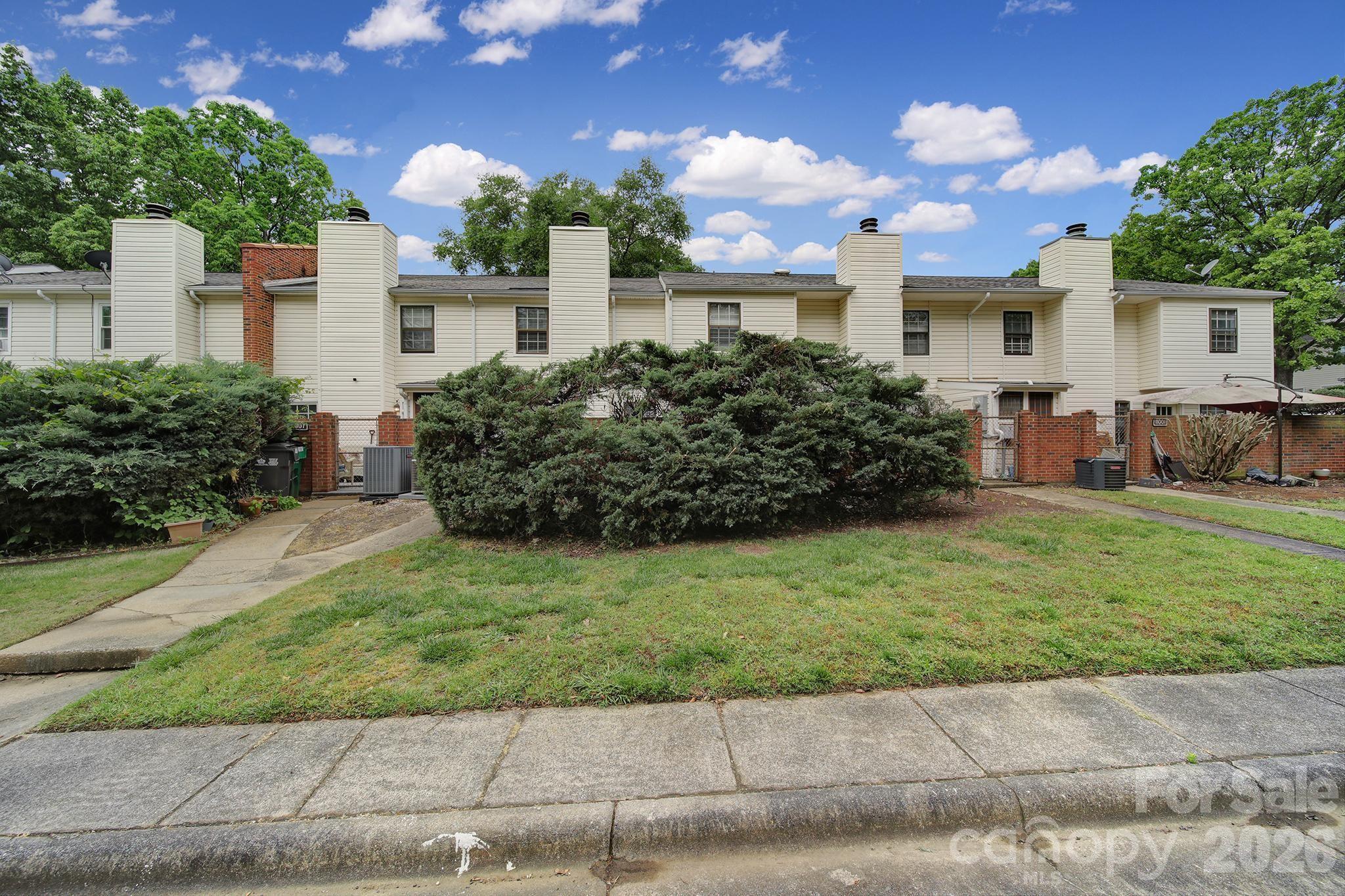 Lexington Commons - Residential