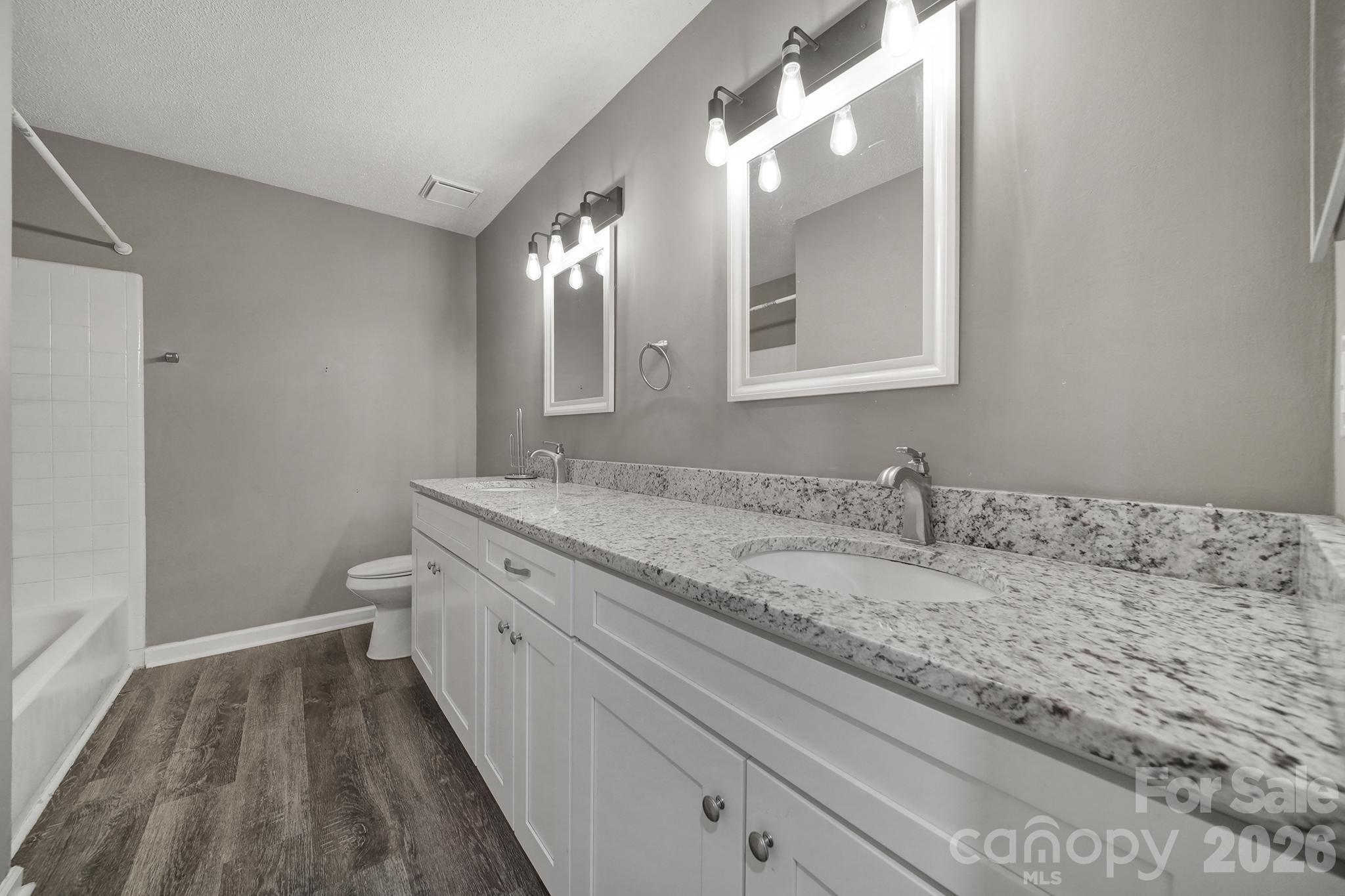 Lexington Commons - Residential