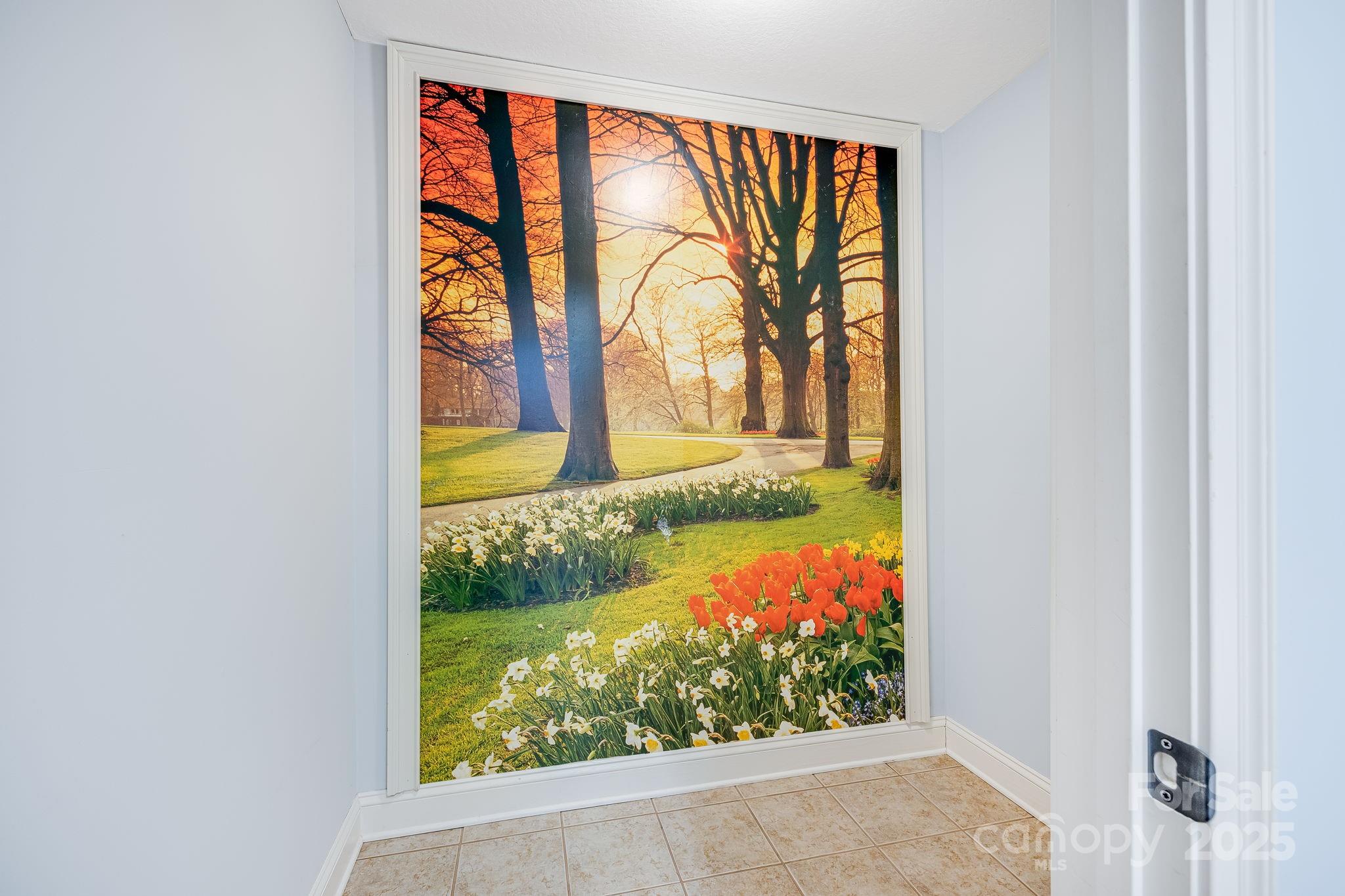 Flat Rock, North Carolina 28731, United States, 2 Bedrooms Bedrooms, ,2 BathroomsBathrooms,Residential,Active,7028