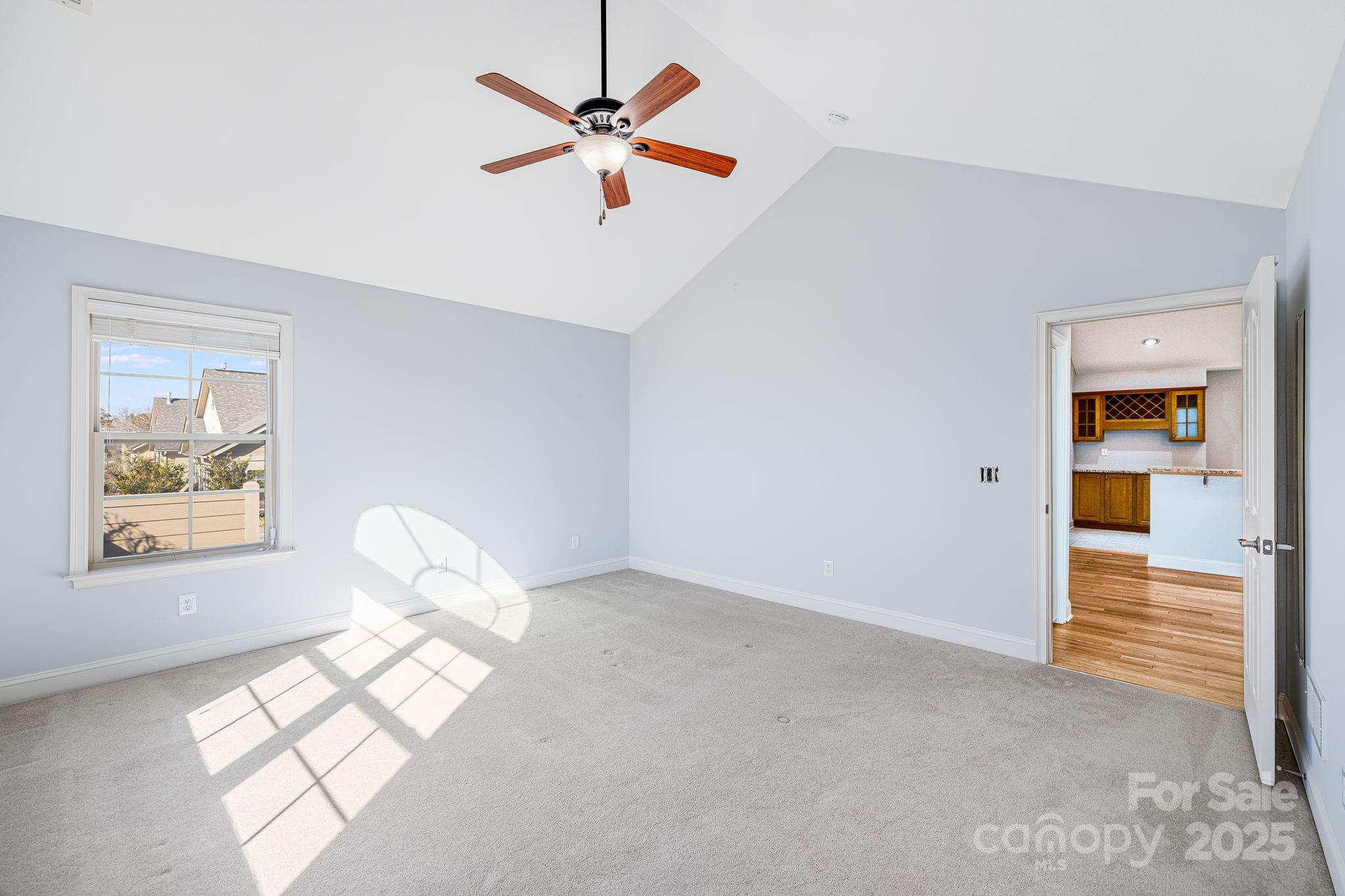 Flat Rock, North Carolina 28731, United States, 2 Bedrooms Bedrooms, ,2 BathroomsBathrooms,Residential,Active,7028