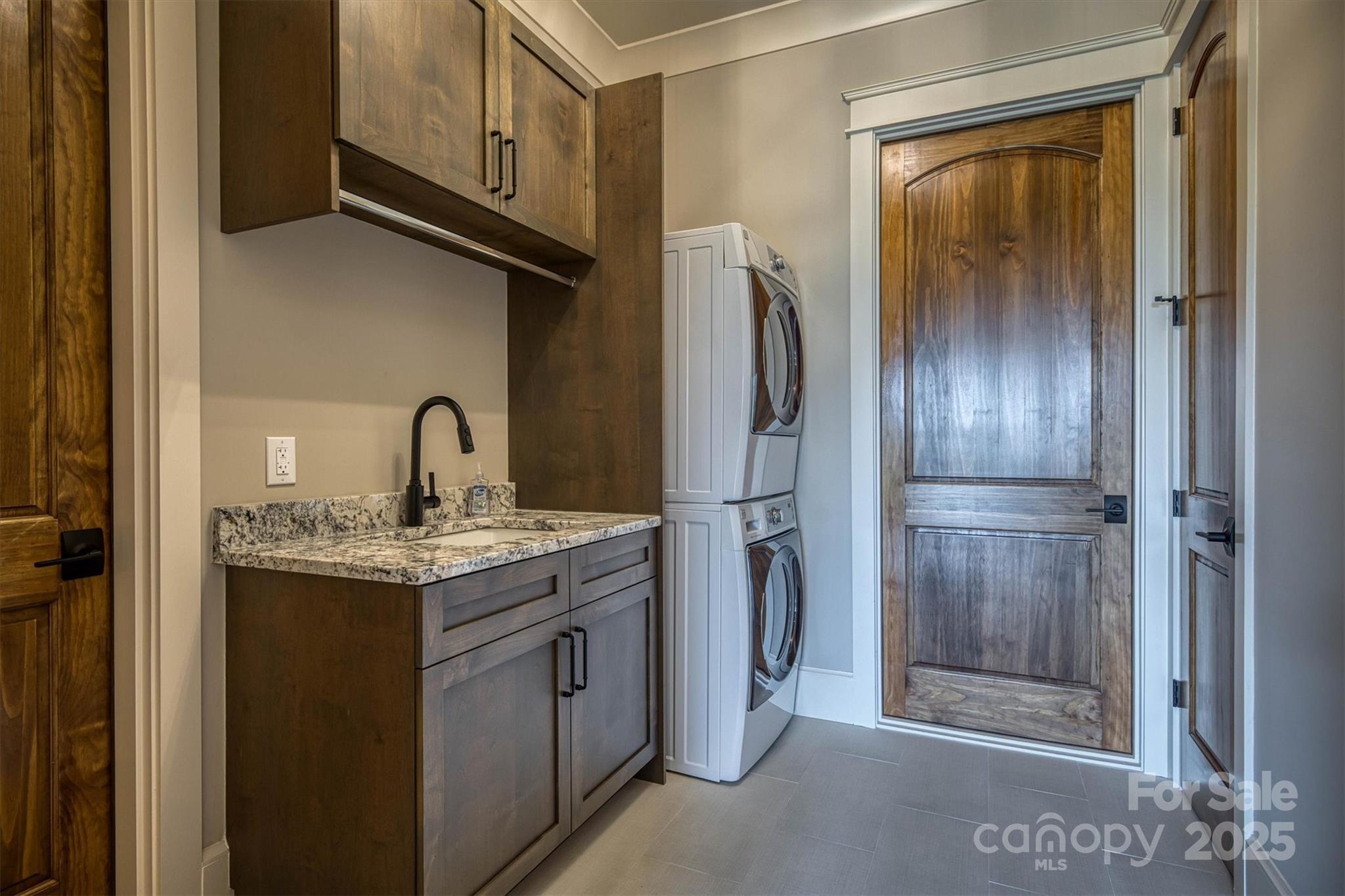 Old Wildlife Club - Residential