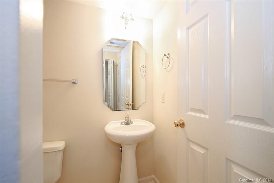 Oakcrest - Residential Lease