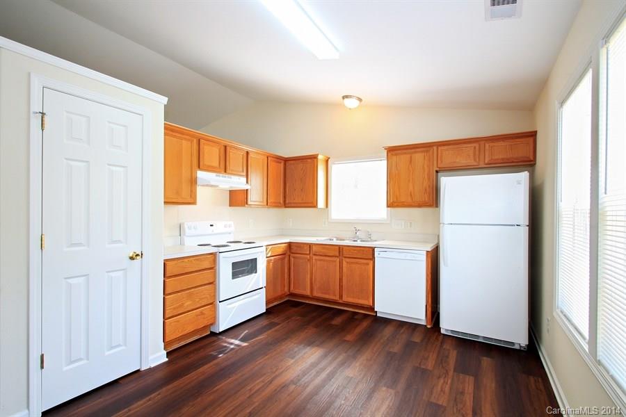 Oakcrest - Residential Lease