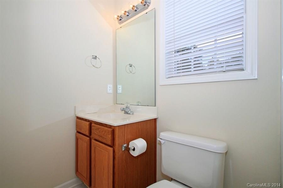 Oakcrest - Residential Lease