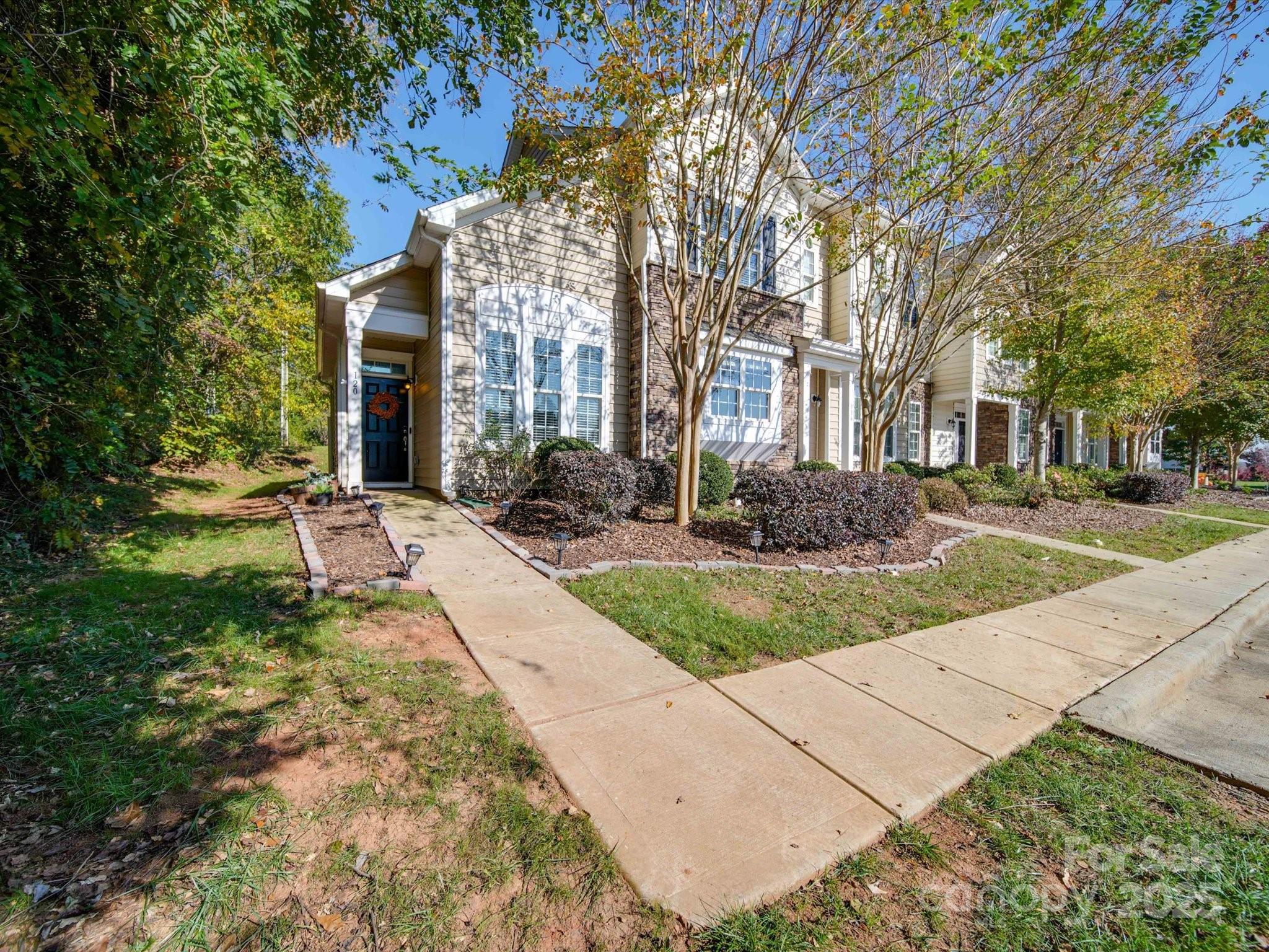 120 Prairie View Court
