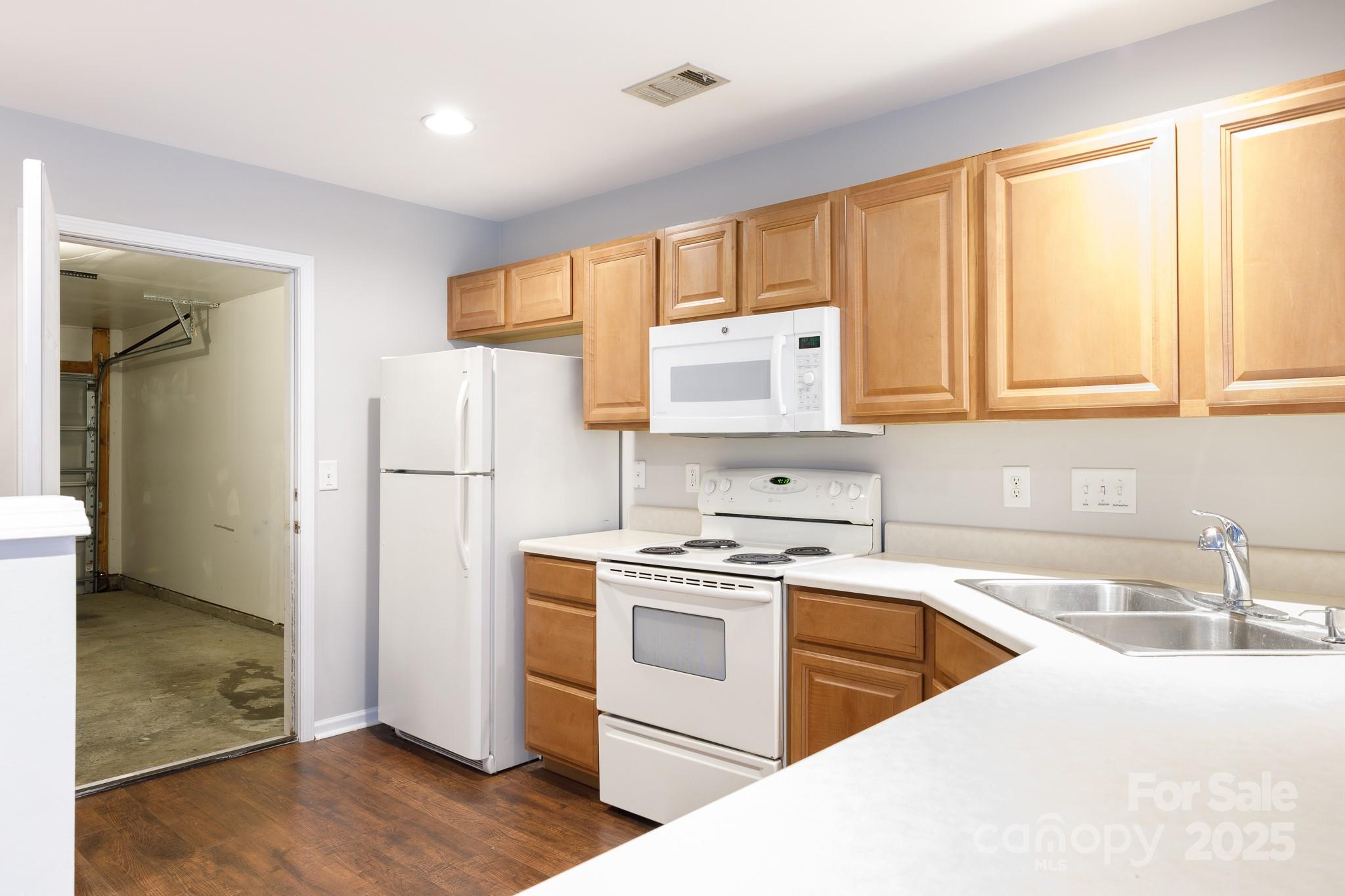 1423 Autumn Creek Court