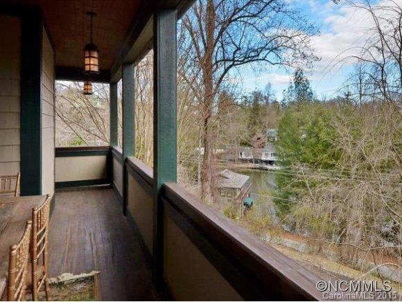 Lake Summit - Residential