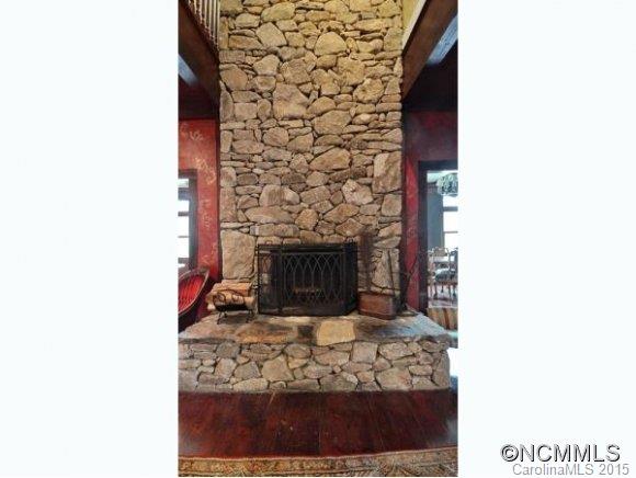 Lake Summit - Residential