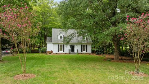 5828 Foxcrest Drive Mint Hill NC 28227
