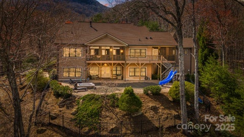 Photo for 135 Anthony Court