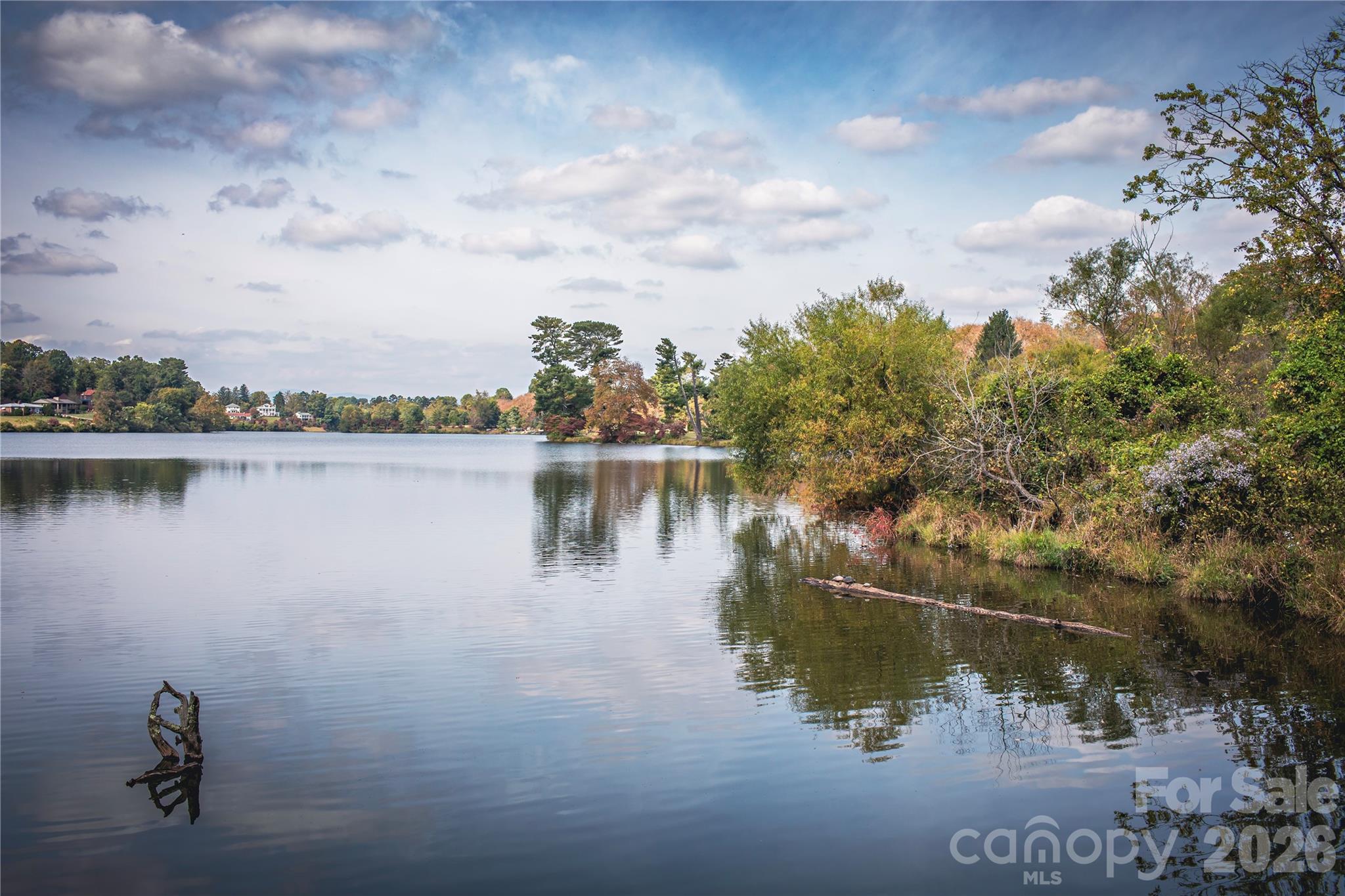 Reynolds Mountain Villas - Residential