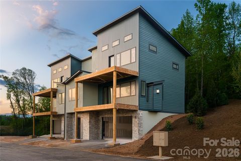 Photo of 611 Storybook Villas Trail, Asheville, NC 28804 (MLS # 4325306)