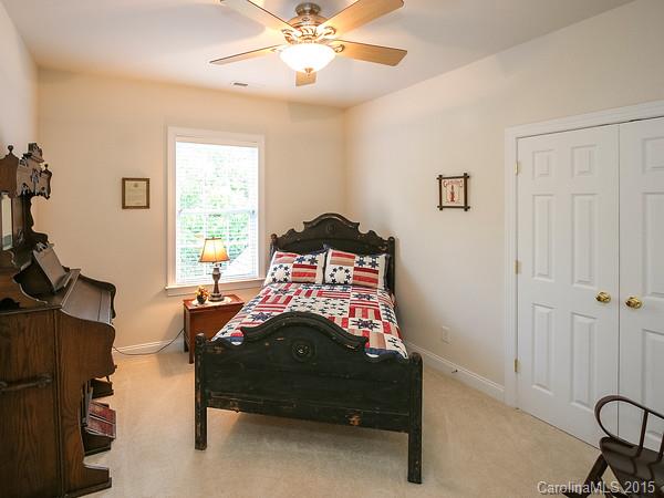 Lake Shore - Residential