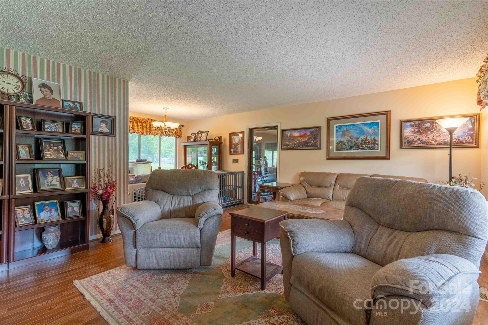 Wynnbrook Manor - Residential