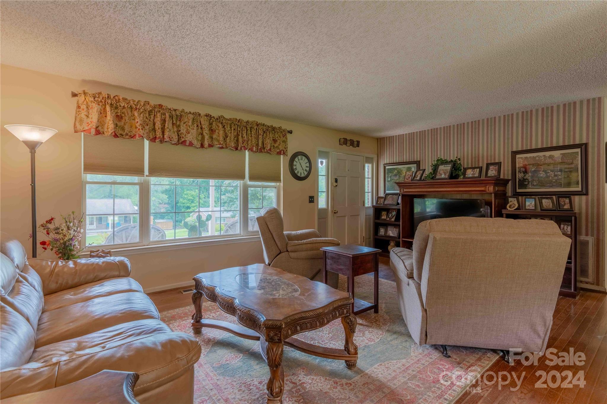 Wynnbrook Manor - Residential