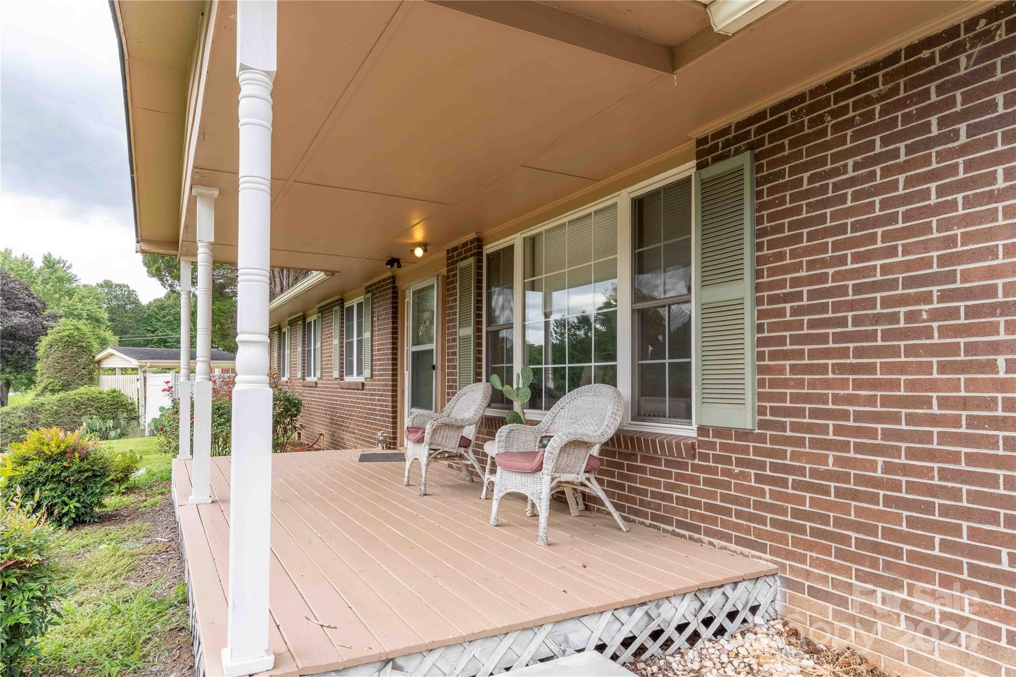 Wynnbrook Manor - Residential