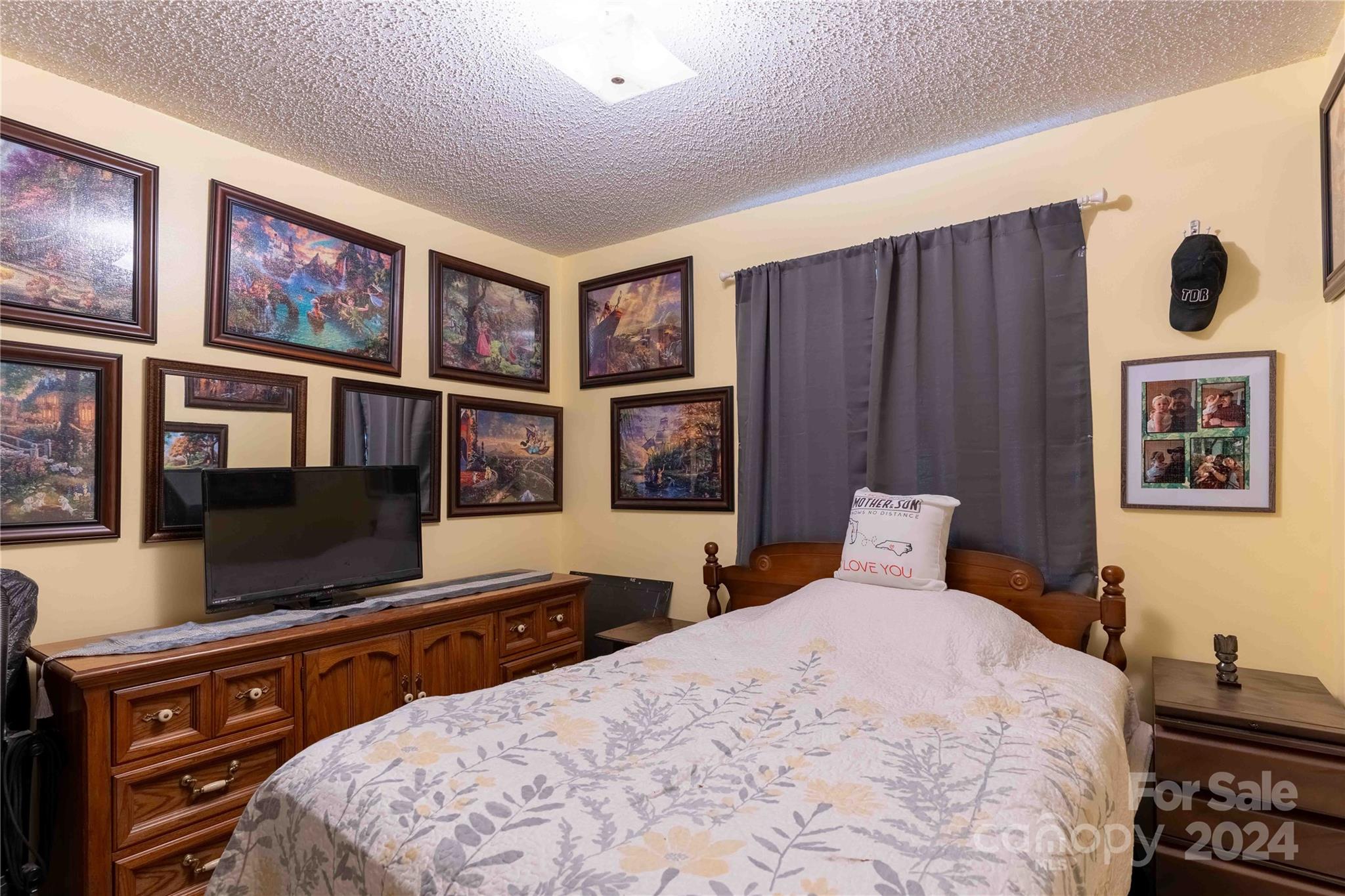 Wynnbrook Manor - Residential