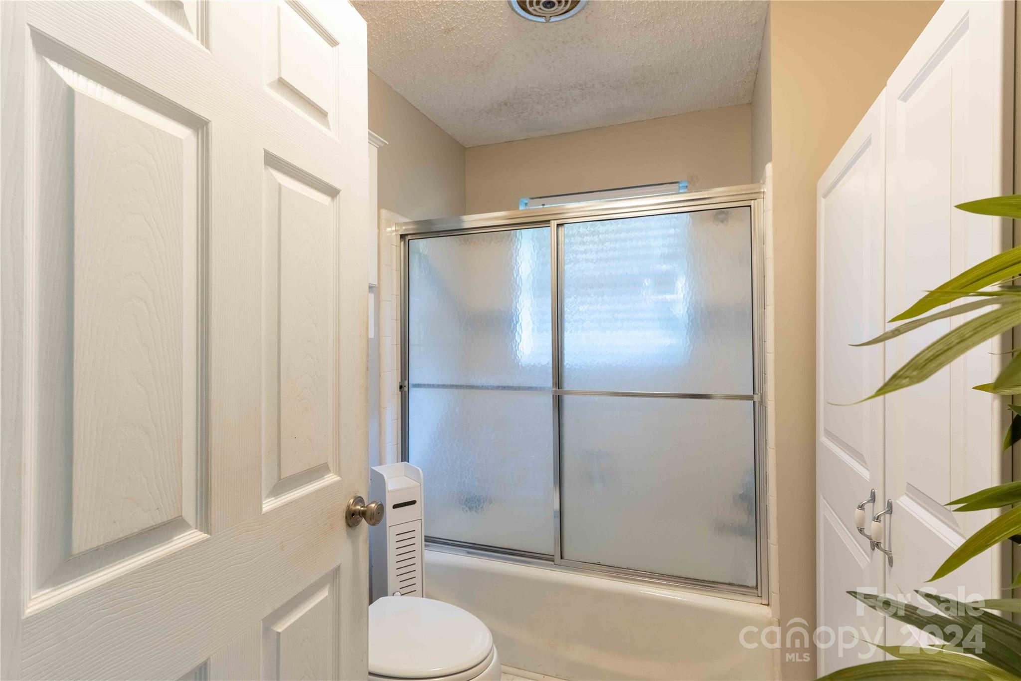 Wynnbrook Manor - Residential